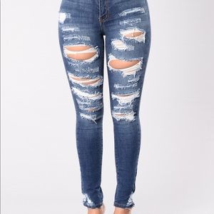 FASHION NOVA ripped jeans